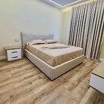 Great With Stunning View Vlorë
