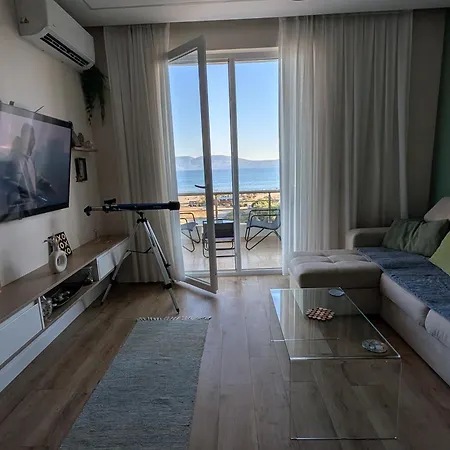 Great With Stunning View *